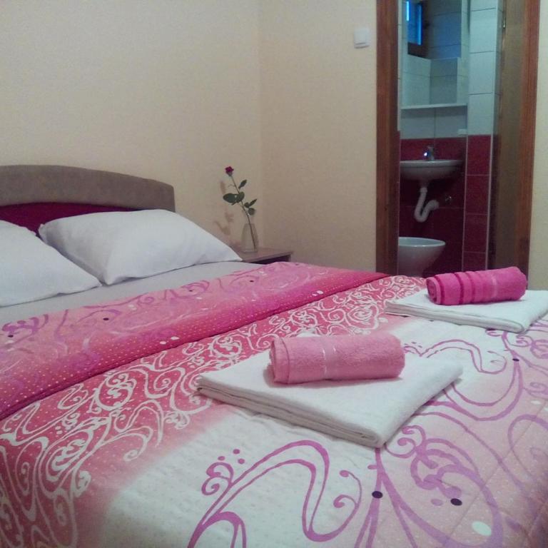 Apartmani Sara Trebinje - Apartman sa Pogledom na Vrt - 5