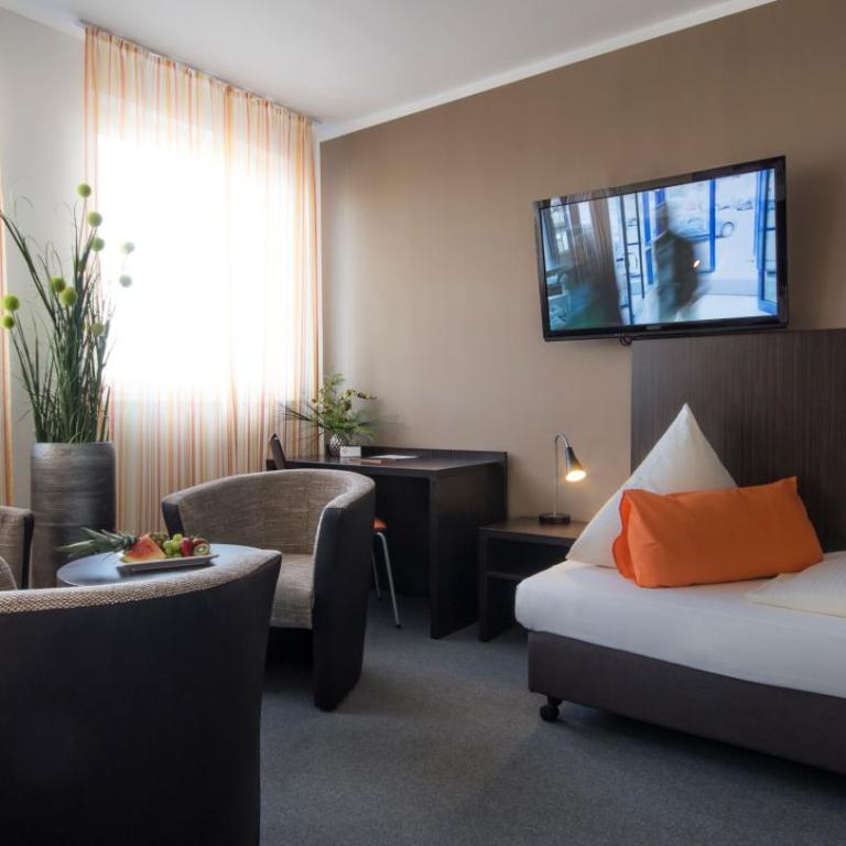 GS Hotel - Dreibettzimmer - 4
