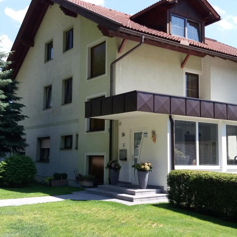 Gästehaus Tarmann - Apartment mit 1 Schlafzimmer und Seeblick - 5