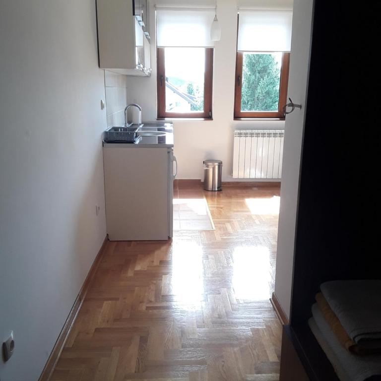 Apartmani Ivanovic - One-Bedroom Apartment - 7