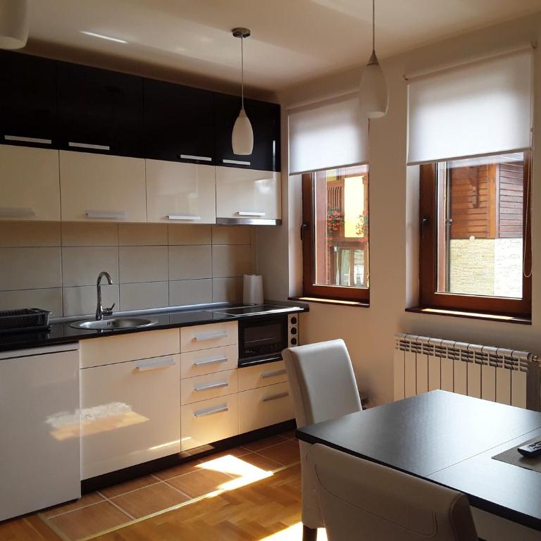 Apartmani Ivanovic - One-Bedroom Apartment - 5
