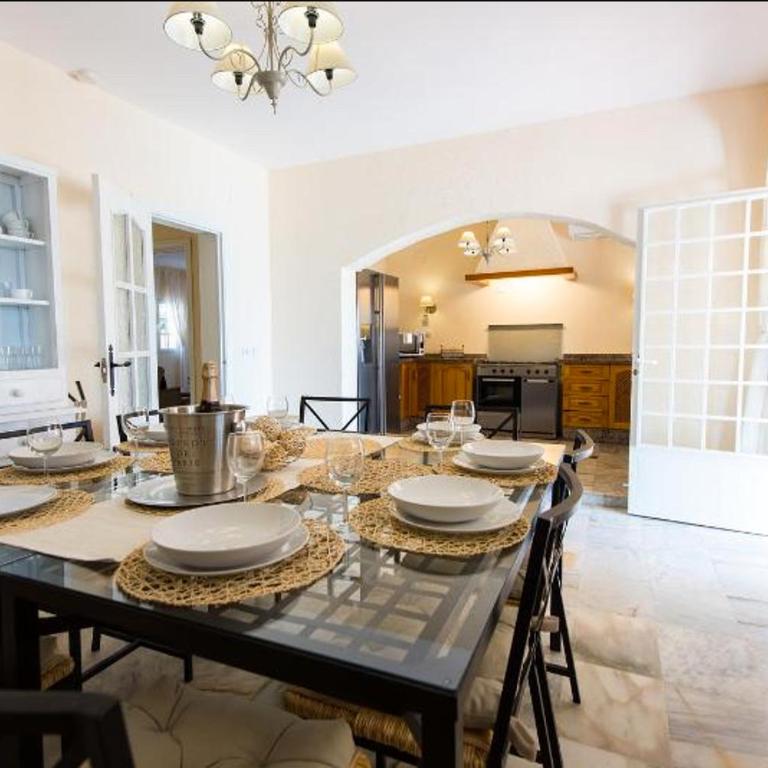 Villa Buenavista Malaga - sea view, private heated pool, spa, 5 bedrooms - Villa with Private Pool - 16