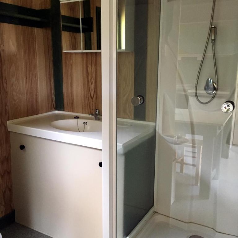 Camping Domaine Sainte Madeleine - Chalet 2 Chambres - 13