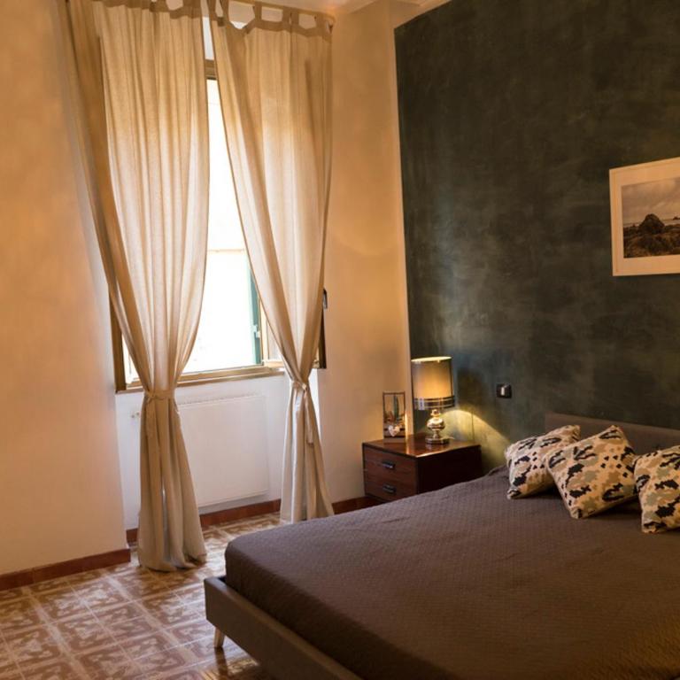 Trastevere Corner Eight - Camera Tripla Comfort con Doccia - 9