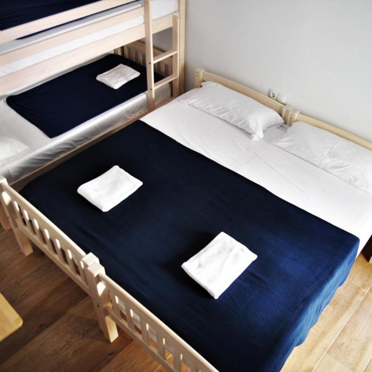 Hostal Porto Mar - Habitación cuádruple - 1