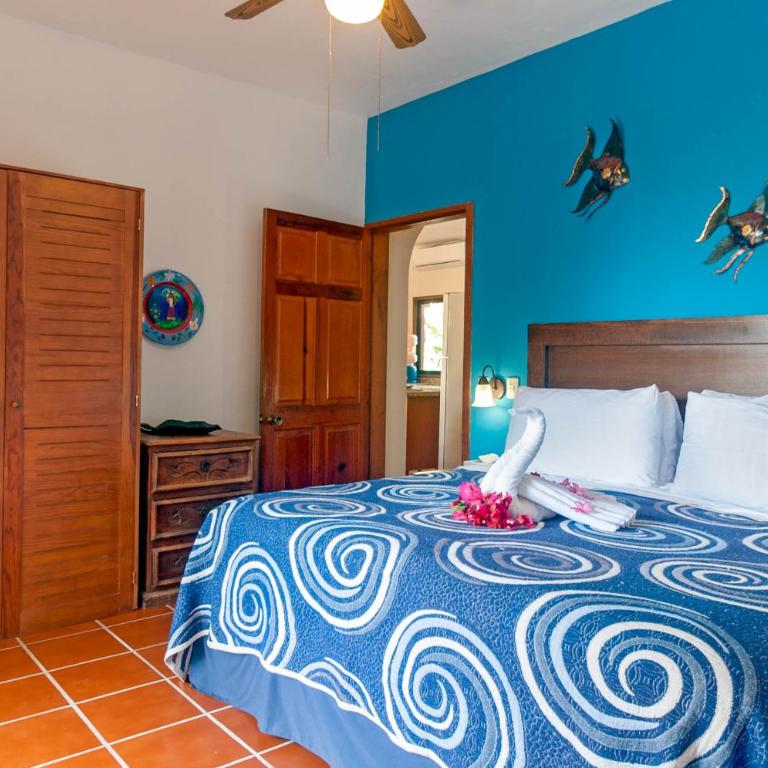 Casa Anita - Relaxing Home Steps from the Puerto Morelos Beach - Two-Bedroom House - 14