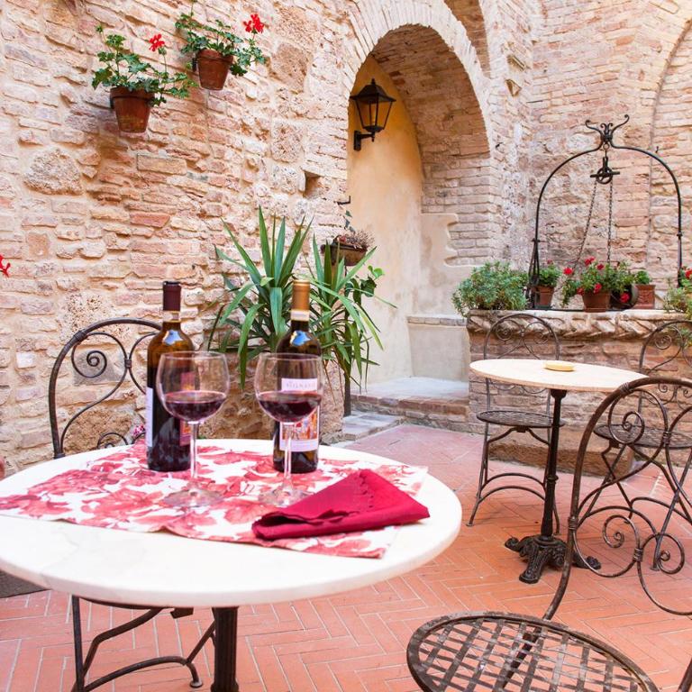 Residenza D'Epoca Palazzo Buonaccorsi - Suite Familiare - 2