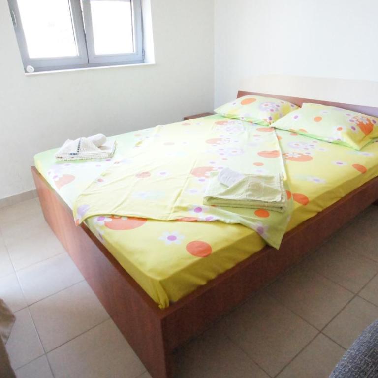 Petrovac Bay Apartments - Two-Bedroom Apartment with Balcony - 5