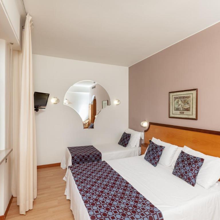 Hotel Tevere Perugia - Camera Tripla - 7