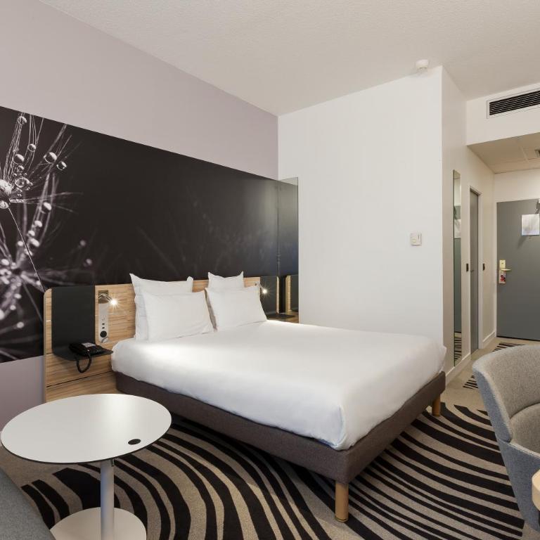 Novotel Tours Centre Gare - Chambre Double Classique avec Canapé-Lit - 7