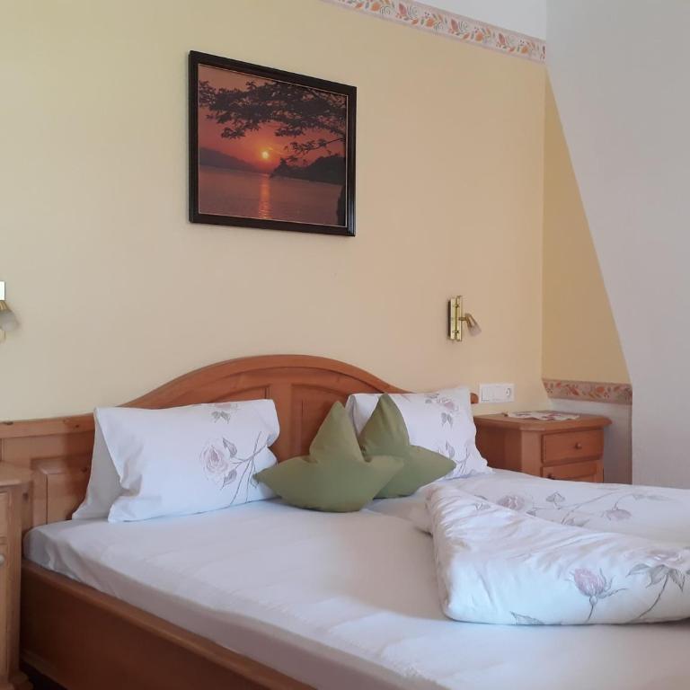 Landhaus Granat - Doppelzimmer mit Balkon (2 Erwachsene + 1 Kind) - 12
