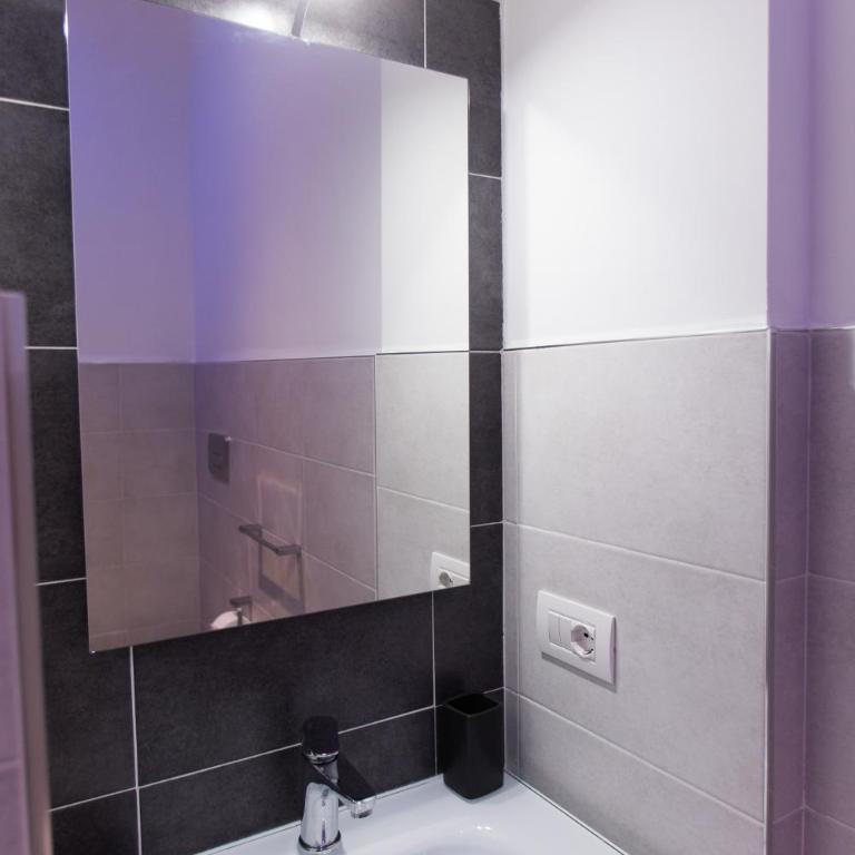 4Rooms Milano - Camera Matrimoniale/Doppia con Letti Singoli - 10