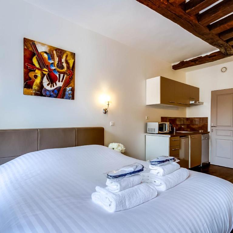 Upper Class Suites - Rue Saint Honoré - Deluxe Apartment - 4th floor - 10