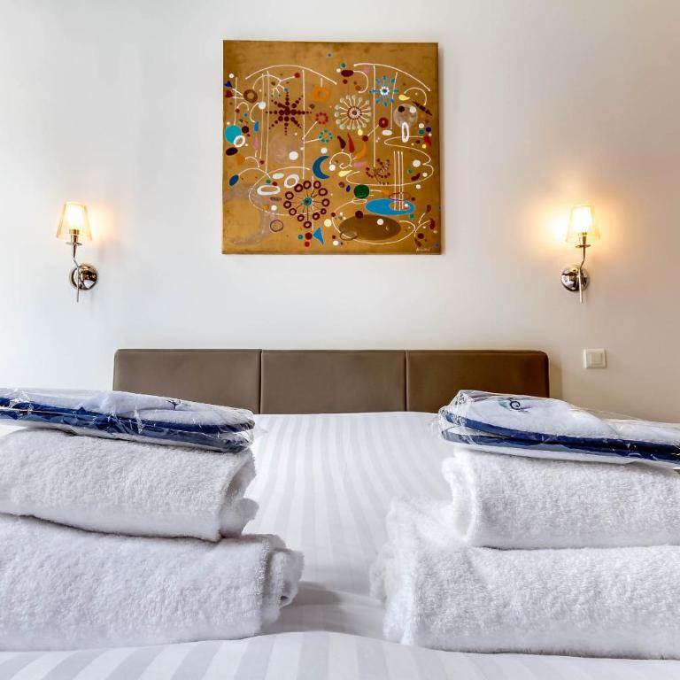 Upper Class Suites - Rue Saint Honoré - Deluxe Apartment - 2nd Floor - 14