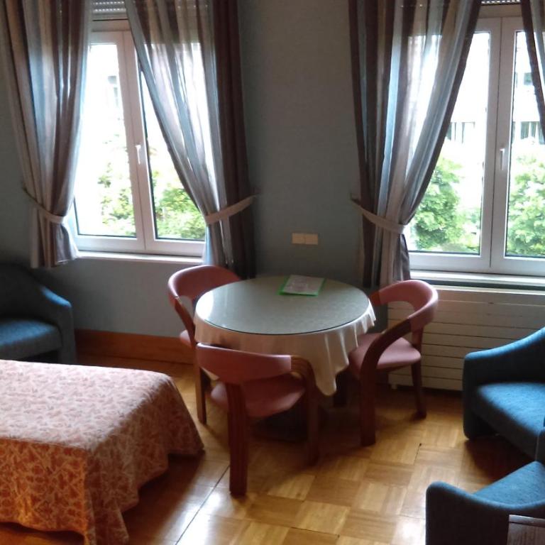 Hotel de l'Orangerie - Chambre Quadruple - 5