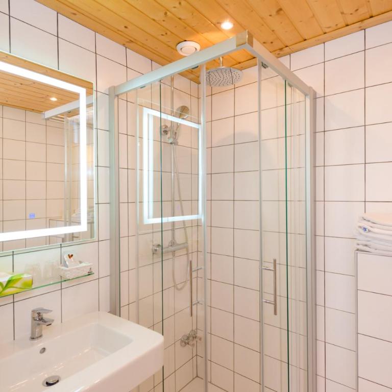 Landhotel Groggerhof - Doppel- oder Zweibettzimmer - 18