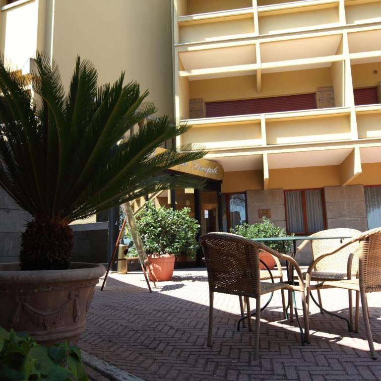 Hotel Oasi Dei Discepoli - Camera Tripla con Vista Città - 8