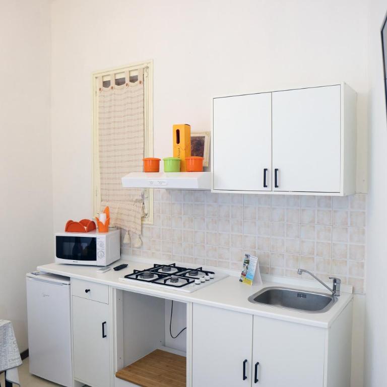 Appartamenti al Porto - Appartamento con 2 Camere da Letto - 3