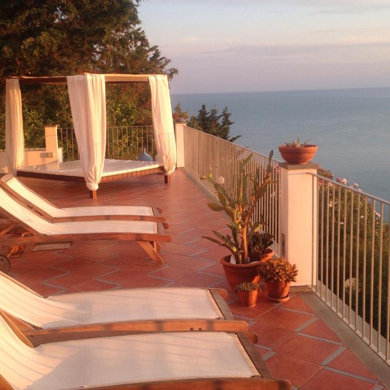 Baia Scirocco Bed and Breakfast - Camera Matrimoniale con Vista Mare - 18