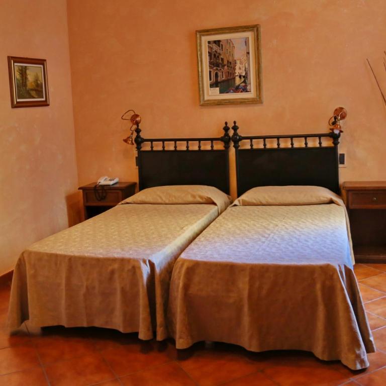 Hotel Italia Cortona - Chambre Double ou Lits Jumeaux Supérieure - 4
