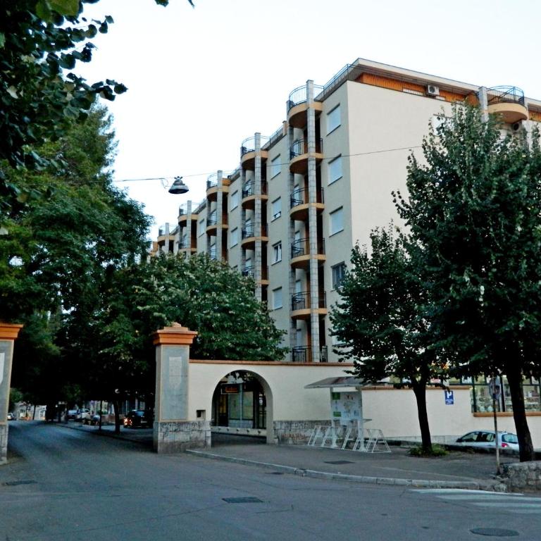 Studio Centar - Studio Apartment - 13