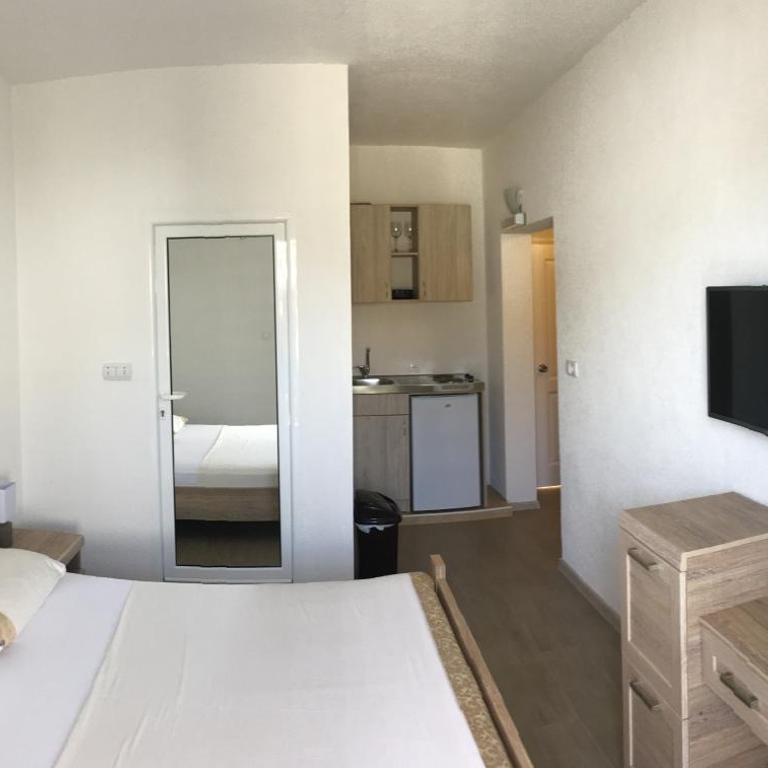 Apartments Lj - Studio - 1