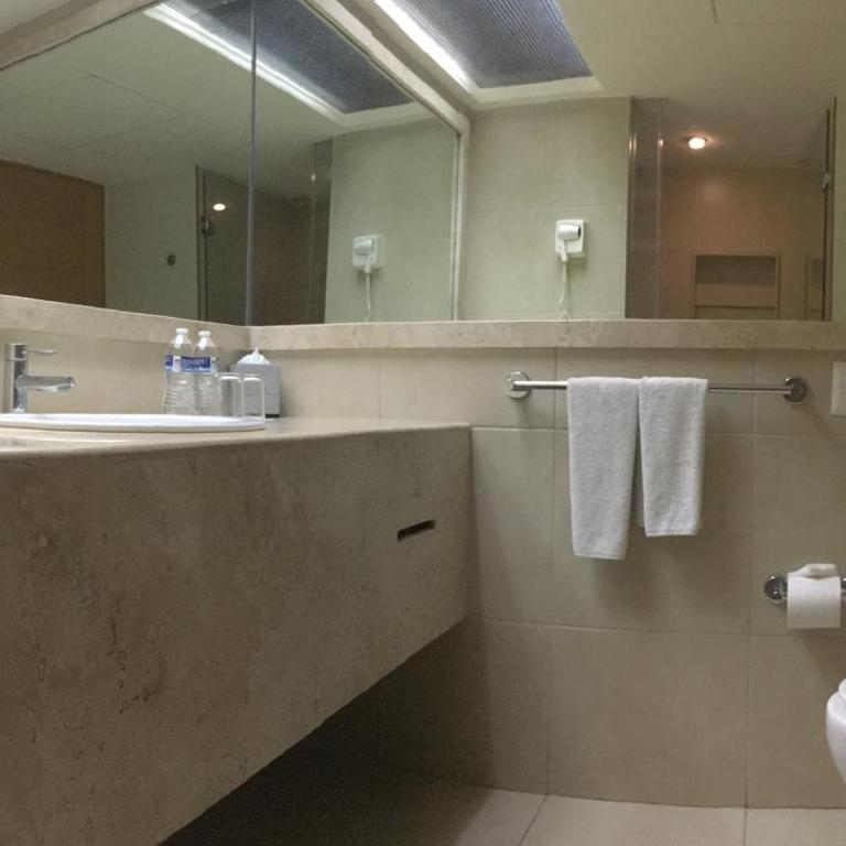 Ambiance Suites - Standard Suite - 10