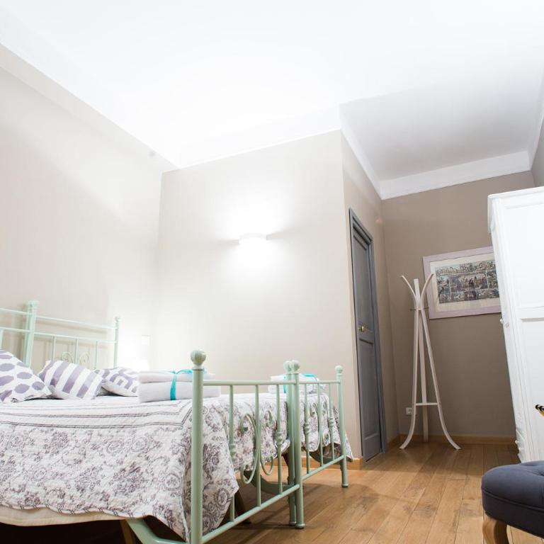 Le Erbe Guest House - Camera Matrimoniale con Bagno Privato - 3
