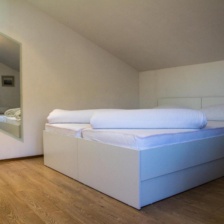 Magic river view Apartment - Two-Bedroom Apartment - 26