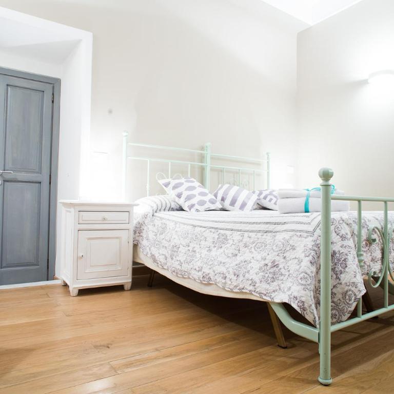 Le Erbe Guest House - Camera Matrimoniale con Bagno Privato - 2