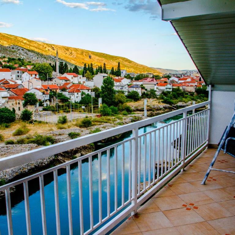 Magic river view Apartment - Two-Bedroom Apartment - 6