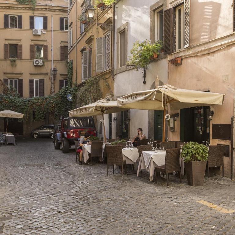Cozy apartment in via degli Spagnoli - FromHometoRome - One-Bedroom Apartment - 15