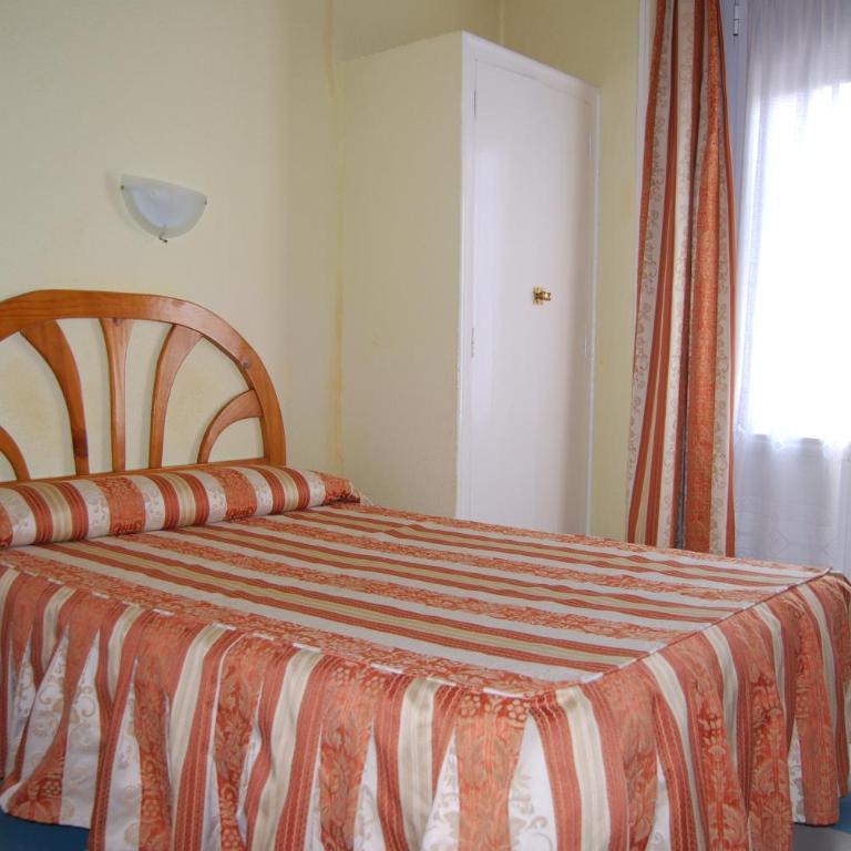 Hostal La Perla Asturiana - Habitación Doble - 1