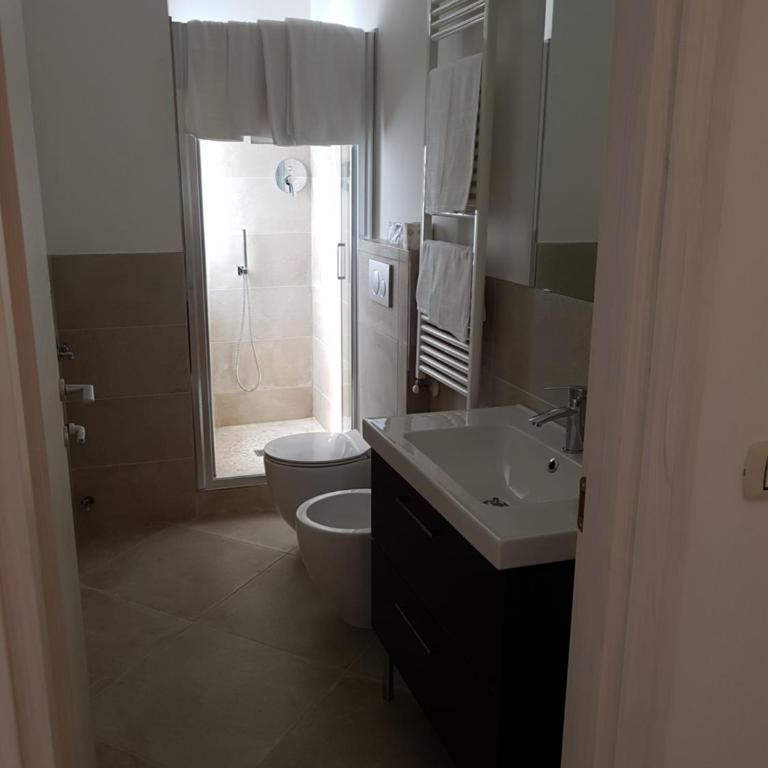 La Camera Bologna-Stazione Affittaly Rooms - Camera King con Balcone - 10