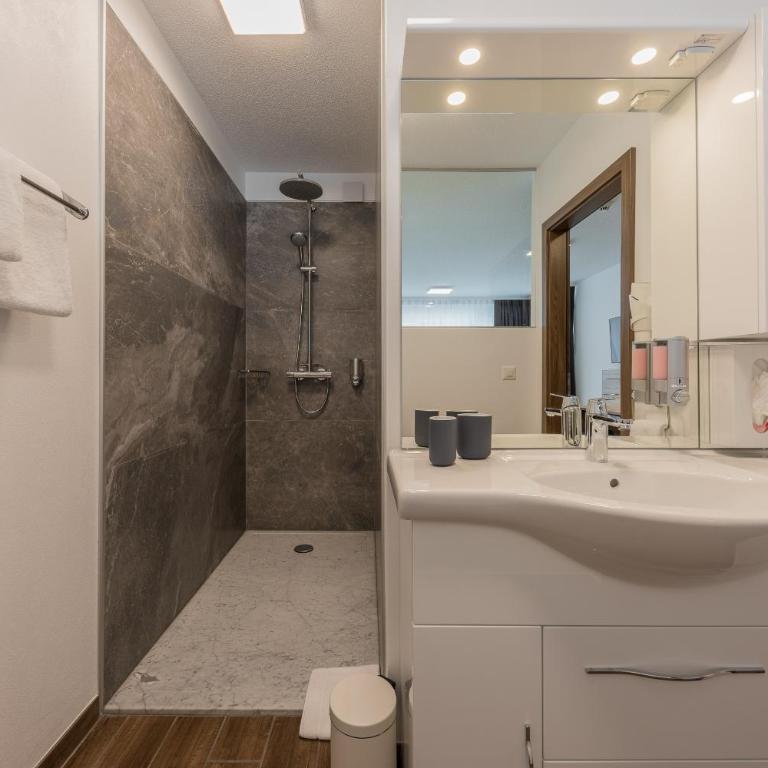 Hotel Blattnerhof - Deluxe Doppelzimmer - 2