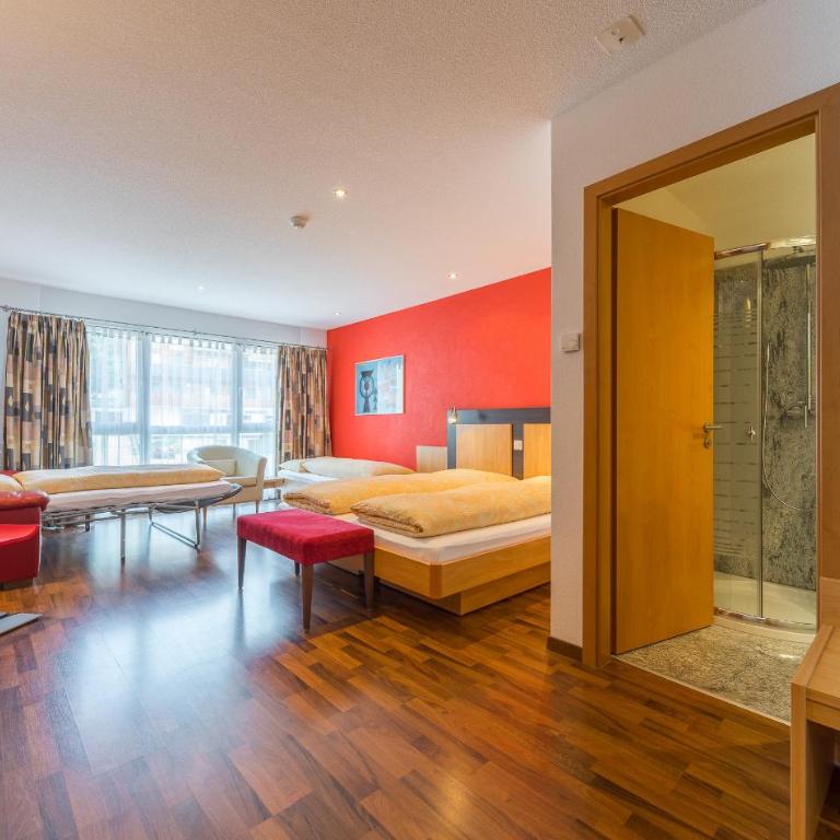 Hotel Blattnerhof - Familienzimmer mit Dusche - 7