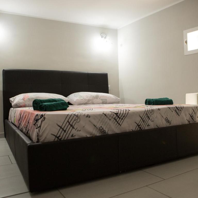 Casa Toto' - Three-Bedroom Apartment (10 Adults) - 17