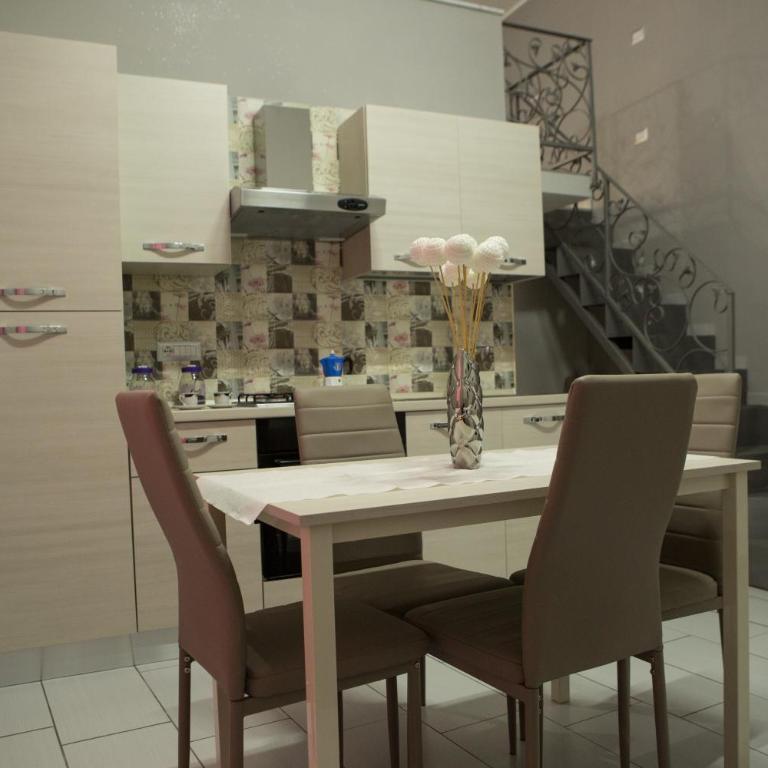 Casa Toto' - Three-Bedroom Apartment (10 Adults) - 4