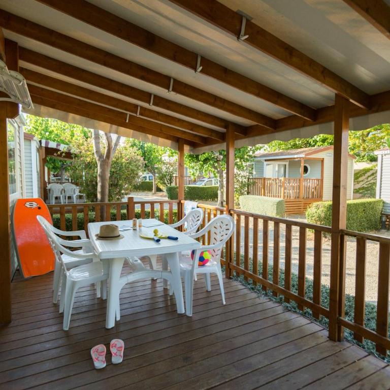 Camping La Llosa - Three-Bedroom Mobile Home - 1