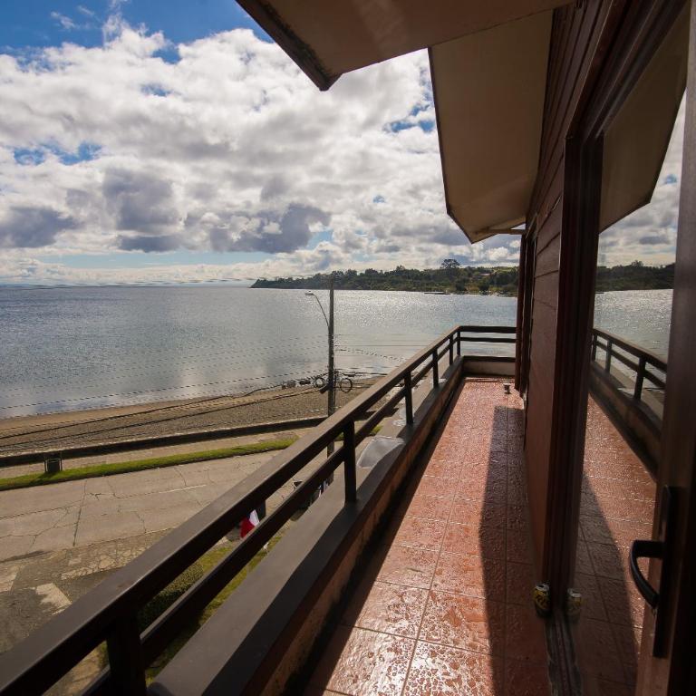 Hotel y cabañas Terrazas del Lago - Suite with Lake View - 14