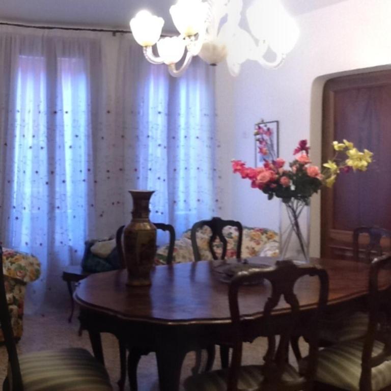 B&B Exclusive - Chambre Simple avec Salle de Bains Commune - 4