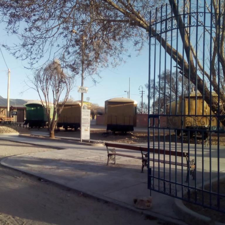 Onkel Inn Wagon Sleepbox Uyuni - Suite Vagón - 18