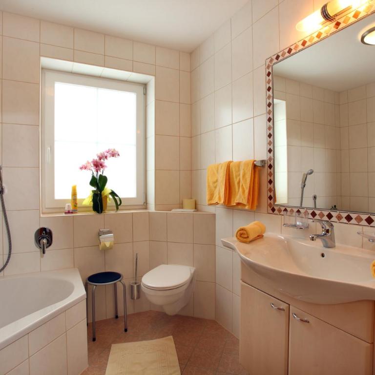 Appartements Oberhauser - Apartment mit 2 Schlafzimmern und Balkon - 7