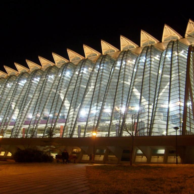 Calatrava - Apartment with Balcony - 23