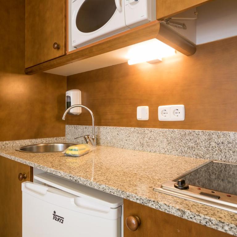 Aparthotel La Vall Blanca - Estudio - 16