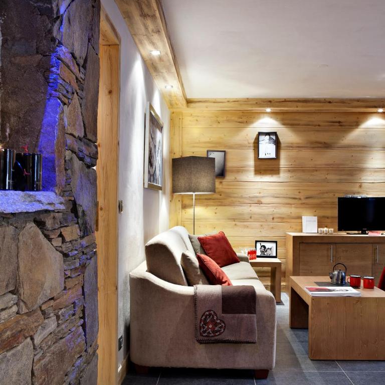 CGH Résidence Boutique Le Lodge Hemera - Appartement 3 Chambres (8 Adultes) avec Accès au Spa - 1