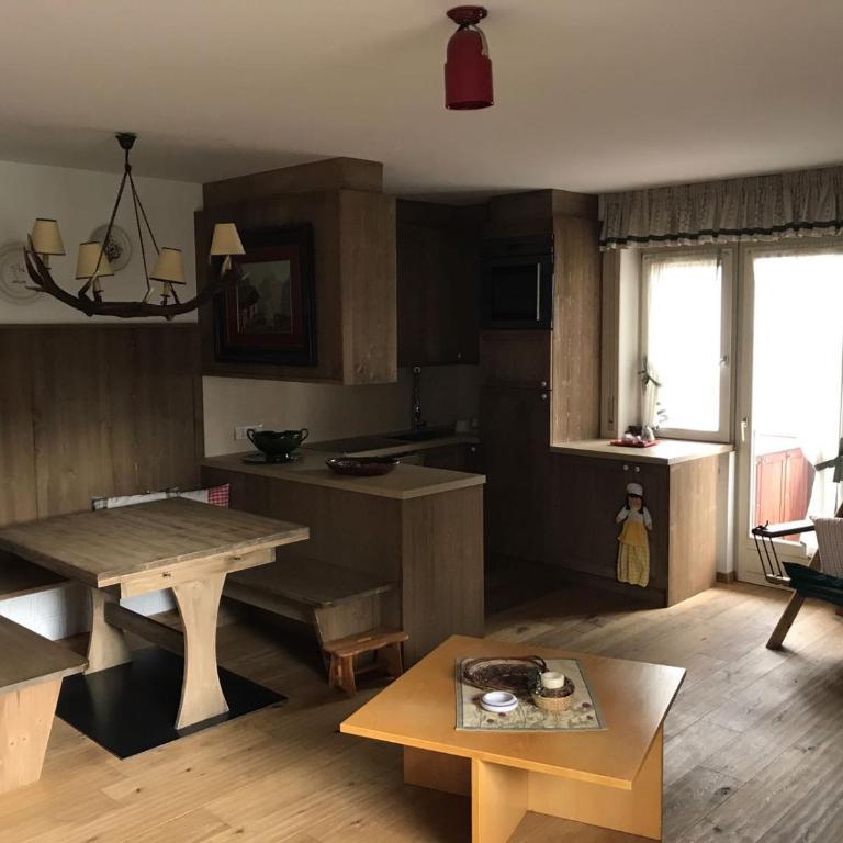 Casa Lupo - Appartamento con Vista Montagna - 1
