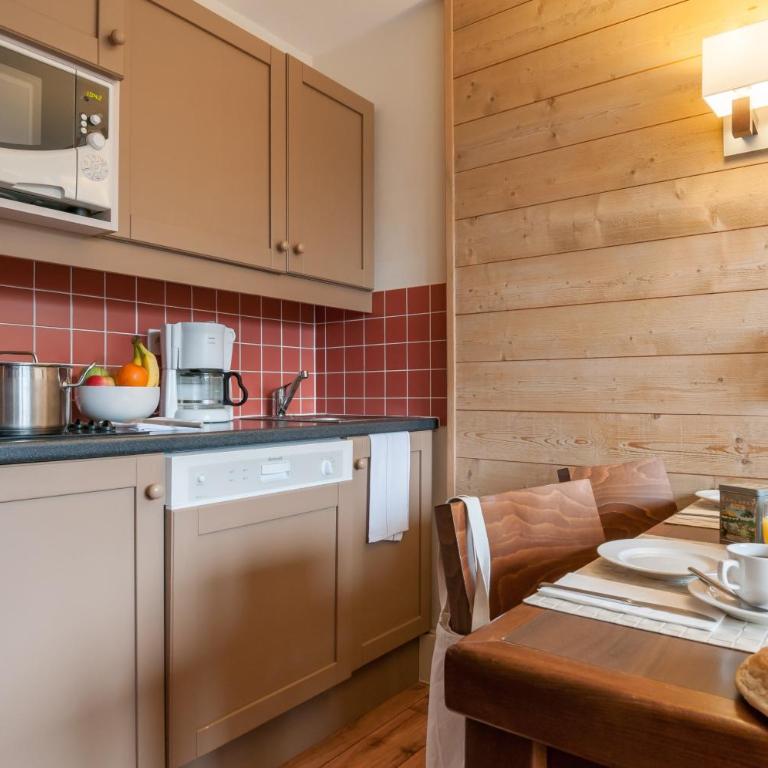 Résidence Pierre & Vacances Le Belmont - Studio avec Alcôve (4 Personnes) - 3