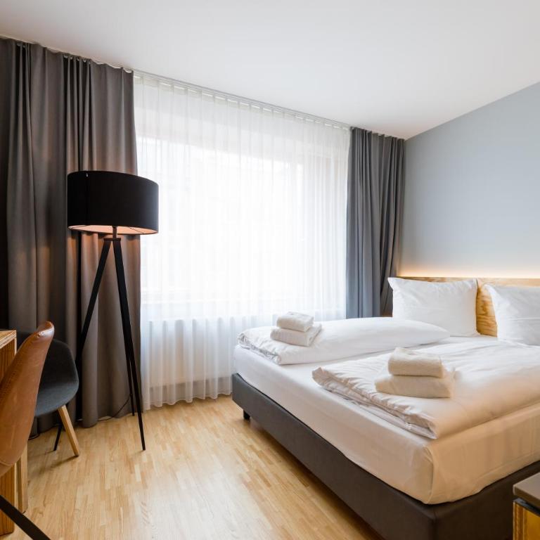 mk | hotel münchen city - Zimmer mit Queensize-Bett - 1