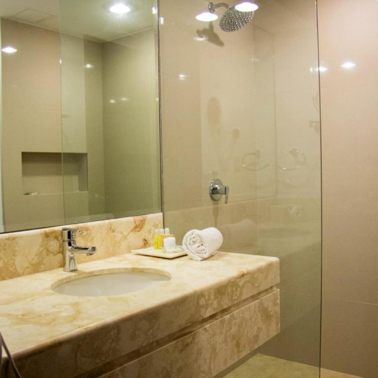 Mesón de la Luna Hotel & Spa - Superior Deluxe Room with Mini Refrigerator and Garden View, 2 double beds - 15